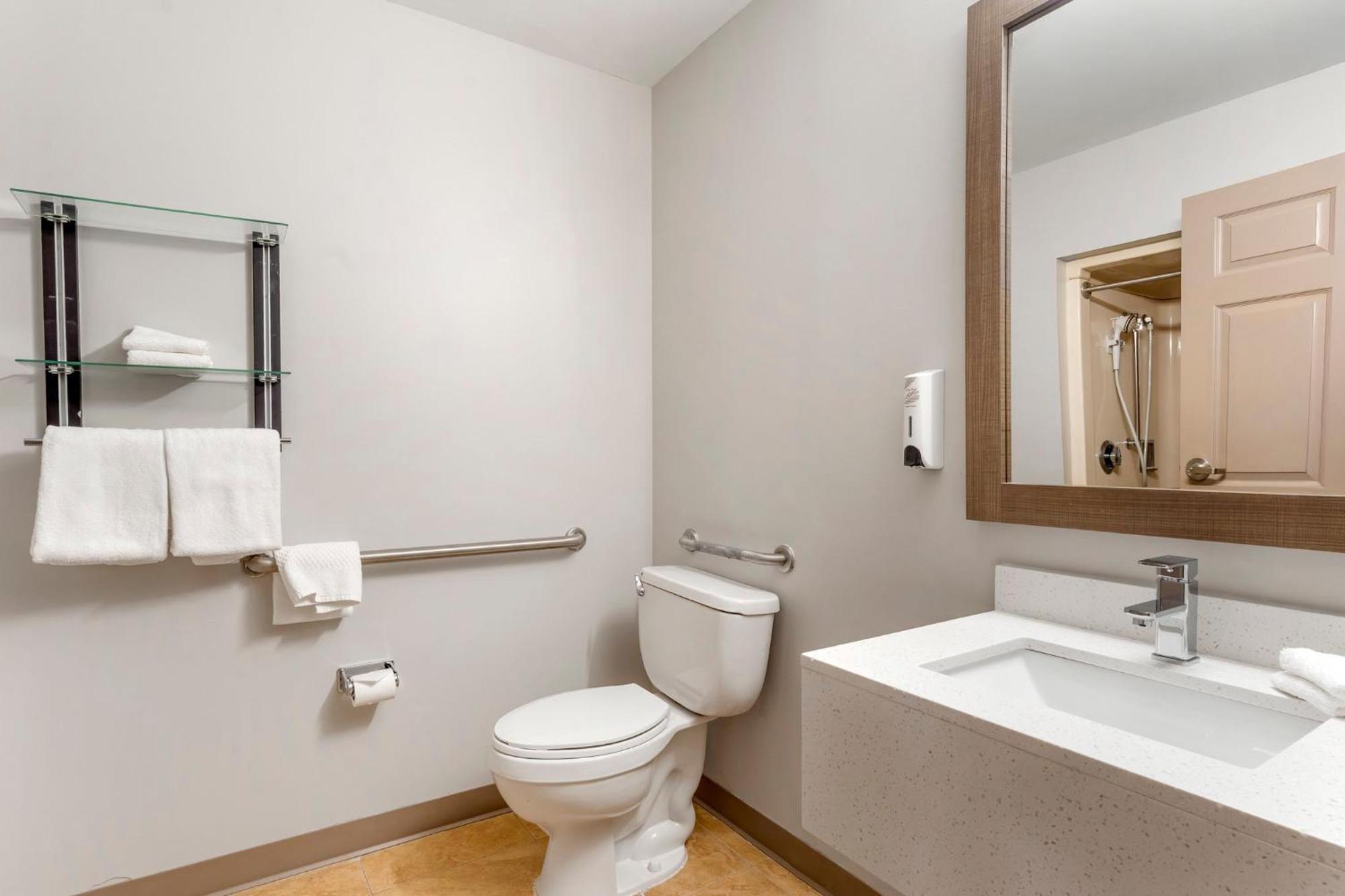 Red Roof Inn Johnstown Ngoại thất bức ảnh
